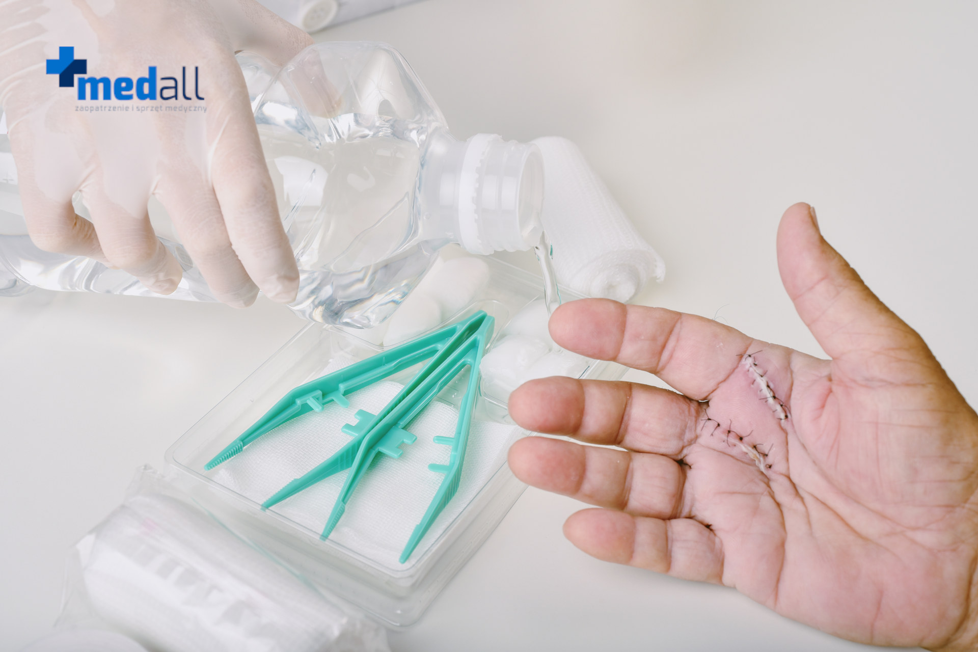 Nici chirurgiczne rozpuszczalne czy nierozpuszczalne? - Medall.pl - sklep medyczny online